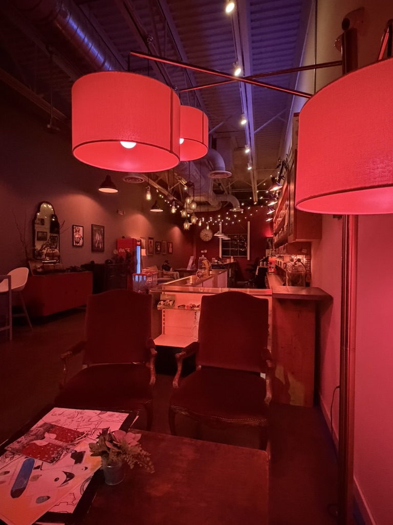 Steam Train Vapor and Kava full store interior - kratom and kava shop Pinellas Park FL